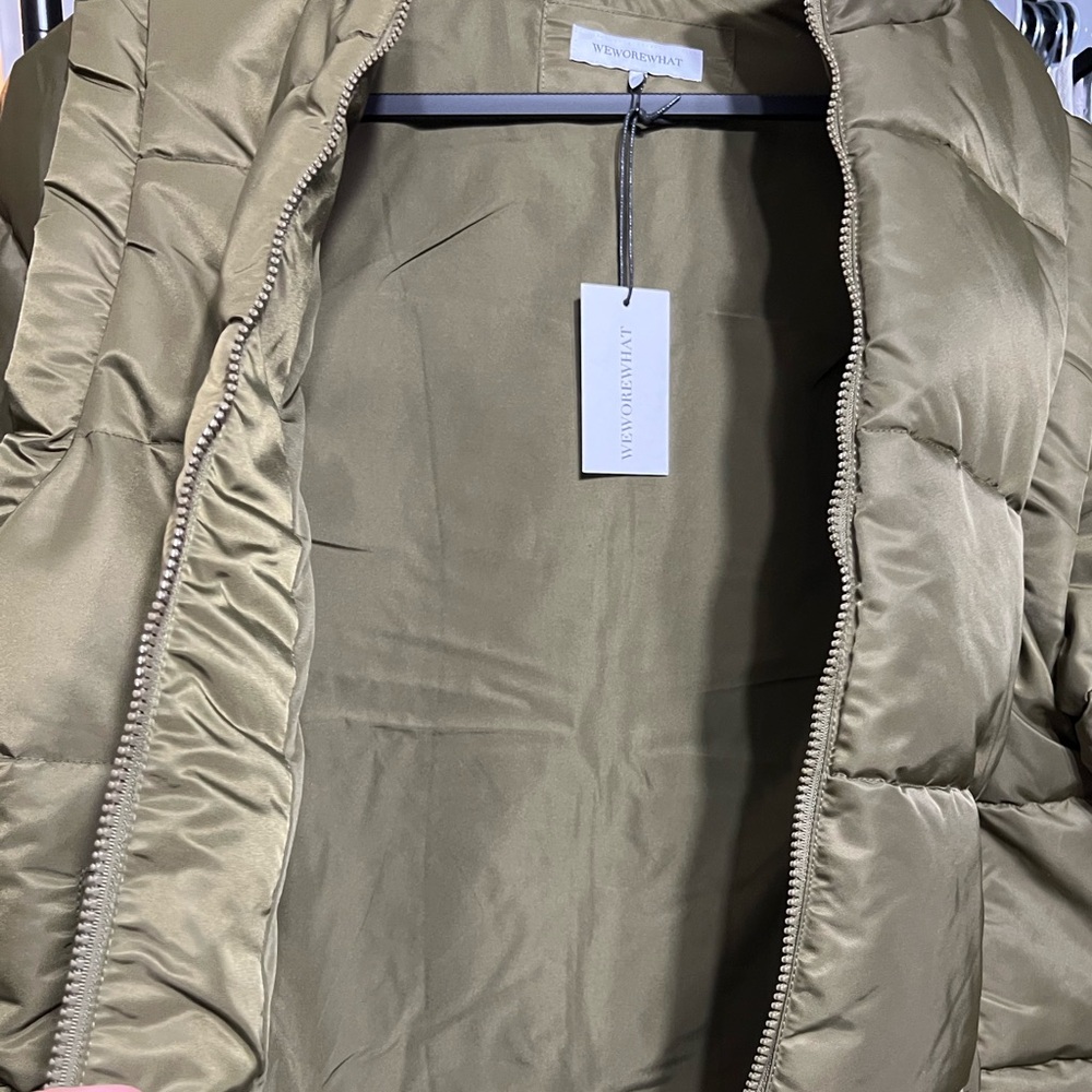 WeWoreWhat Convertible Vest Coat Zip Off Sleeve Puffer Coat in Olive - Picture 4 of 6